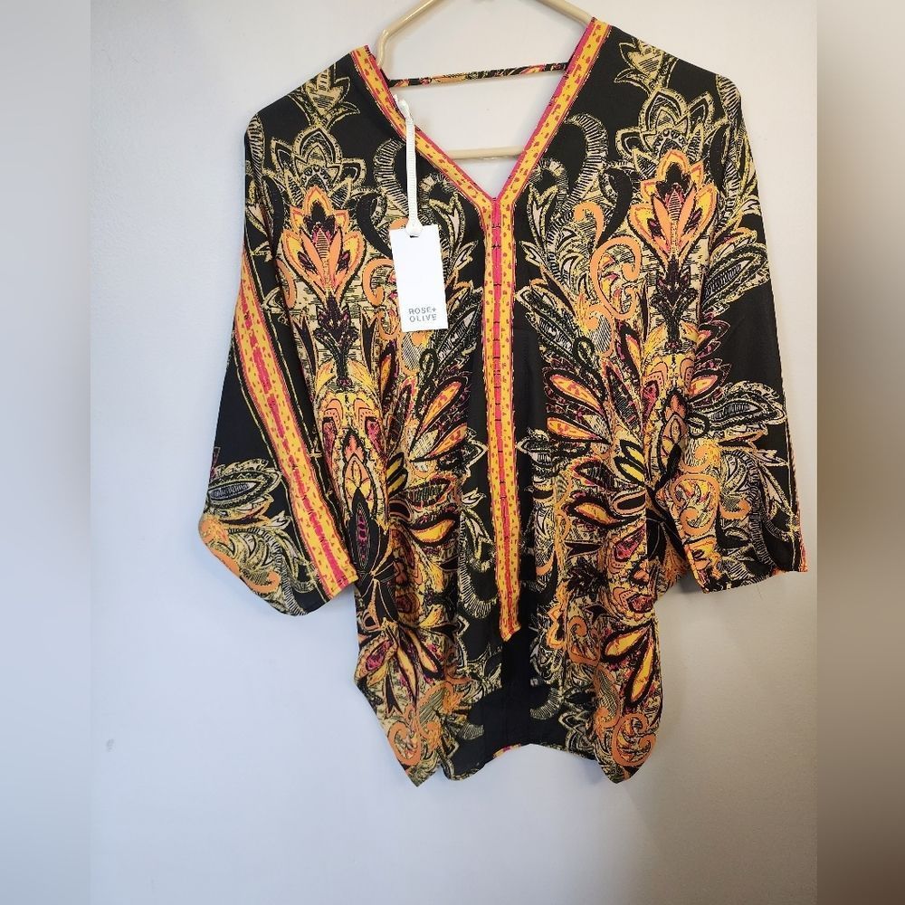 NWT Rose + Olive Top